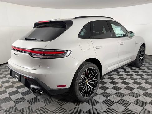 New 2026 Porsche Macan S image 7