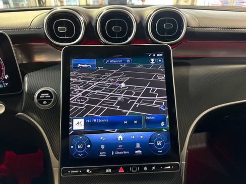 Used 2024 Mercedes-Benz GLC 300 4MATIC image 26