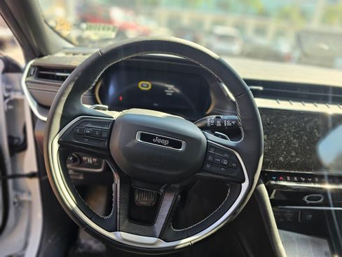 New 2026 Jeep Grand Cherokee L Altitude image 21