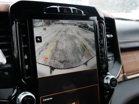 Used 2022 RAM 2500 Limited image 29