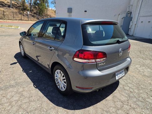 Used 2012 Volkswagen Golf 4-Door FWD image 13