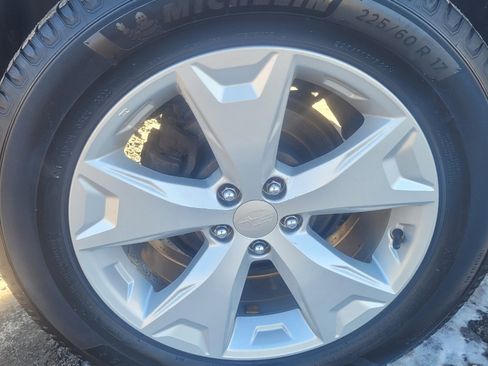 Used 2016 Subaru Forester 2.5i w/ Alloy Wheel Package image 38