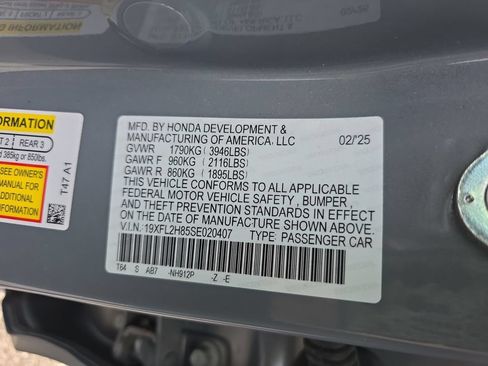 Certified 2025 Honda Civic Sport image 28