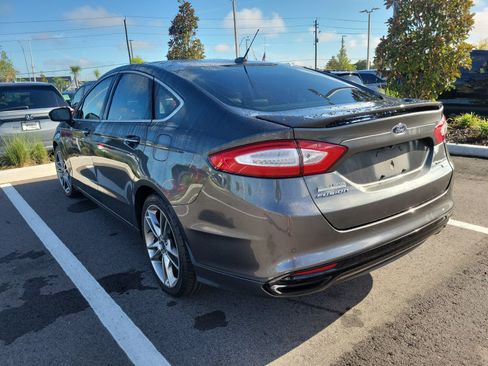 Used 2016 Ford Fusion Titanium FWD image 8