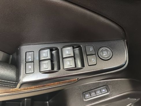 Used 2020 Chevrolet Tahoe LT AWD/4WD image 17