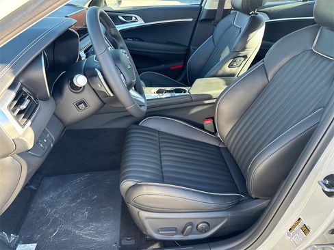 New 2026 Genesis G70 2.5T Prestige image 9