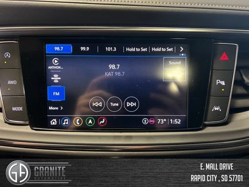 Used 2024 Buick Enclave Avenir w/ Avenir Technology Package AWD/4WD image 25