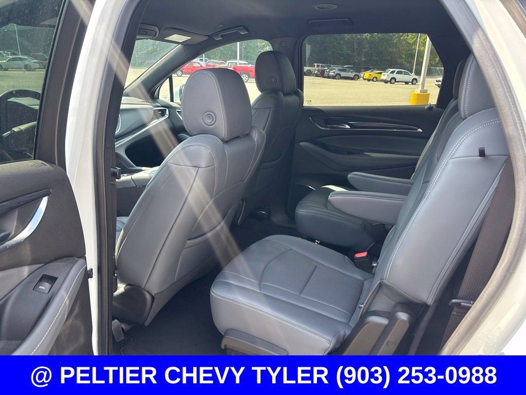 Used 2024 Buick Enclave Essence w/ Technology Package FWD image 17