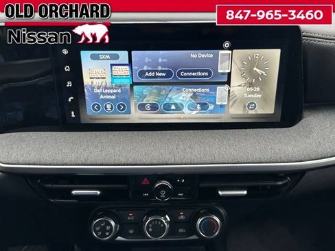 Used 2025 Nissan Kicks SV FWD image 15