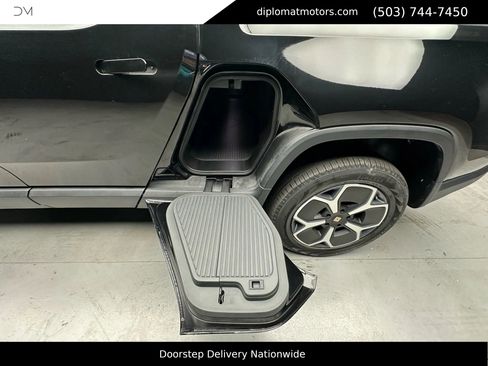 Used 2022 Rivian R1T Launch Edition image 50