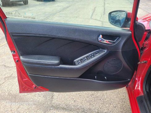 Used 2016 Kia Forte LX w/ LX Popular Package image 8