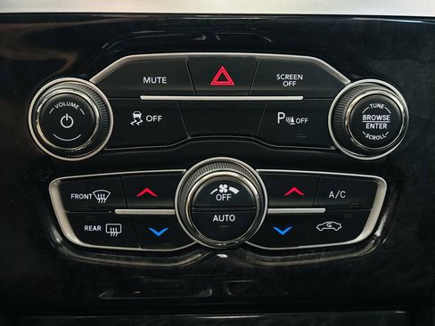 Used 2021 Chrysler 300 Touring L w/ Popular Equipment Group AWD/4WD image 62
