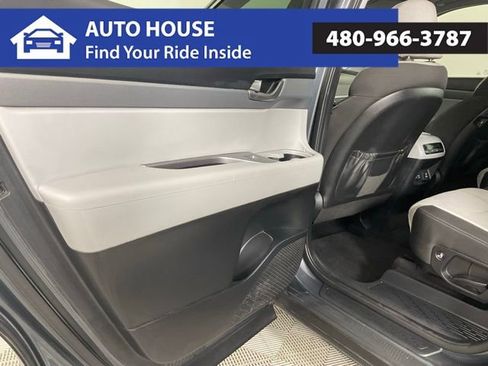 Used 2021 Hyundai Palisade SEL w/ Convenience Package AWD/4WD image 17
