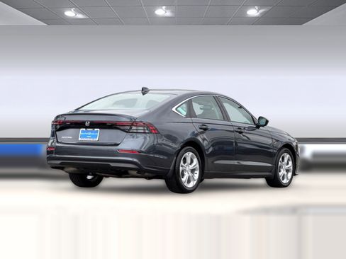 Used 2024 Honda Accord LX image 8