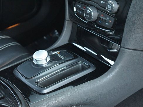 Used 2023 Chrysler 300 S image 23