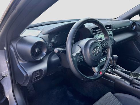 Used 2024 Toyota GR86 RWD image 8