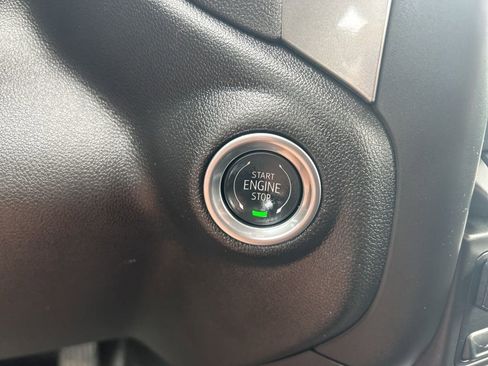 Used 2025 Chevrolet Silverado 2500 W/T image 27