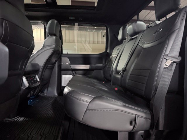Used 2025 Ford F350 Platinum AWD/4WD image 15
