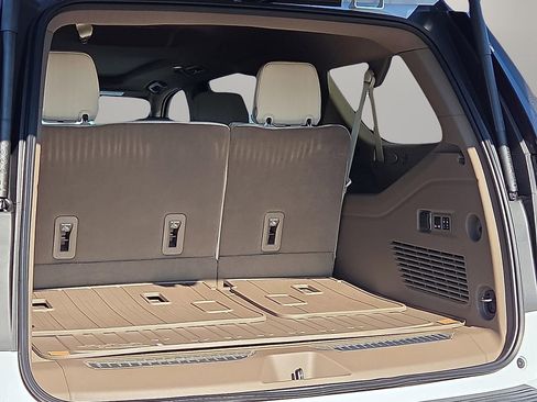New 2026 GMC Yukon XL Denali w/ Sun & Power Step Package image 9