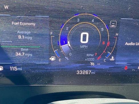 Used 2024 Chevrolet Traverse LT image 23