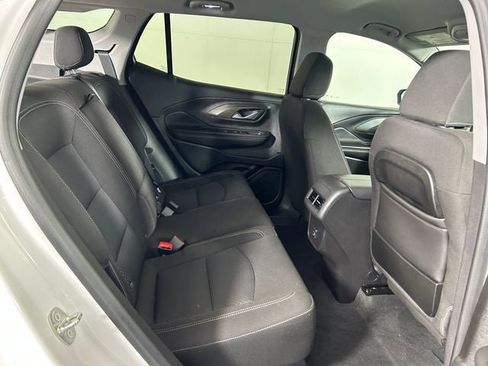 Used 2024 GMC Terrain SLE w/ Driver Convenience Package FWD image 27