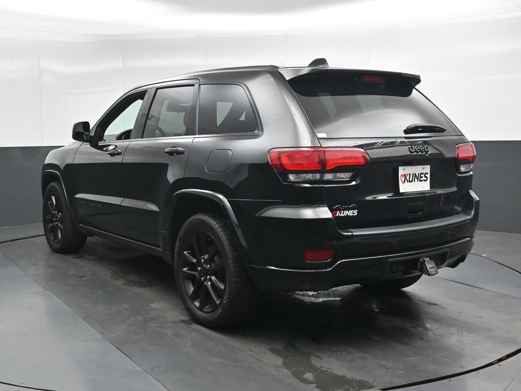 Used 2021 Jeep Grand Cherokee Laredo X AWD/4WD image 11