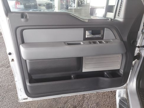 Used 2014 Ford F150 XLT w/ XLT Chrome Package RWD image 25