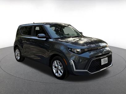 Used 2025 Kia Soul LX w/ LX Technology Package