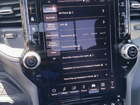 New 2026 RAM 2500 Tradesman AWD/4WD image 9