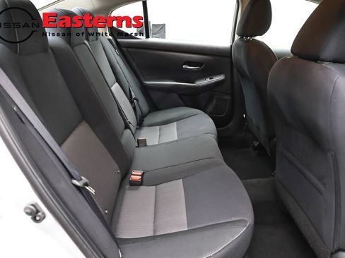 Used 2022 Nissan Sentra SV FWD image 22