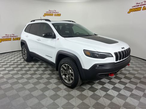Used 2022 Jeep Cherokee Trailhawk w/ Premium Leather Package image 8
