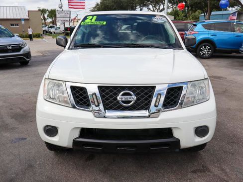 Used 2021 Nissan Frontier SV image 8