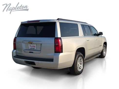 Used 2015 Chevrolet Suburban LT AWD/4WD image 5