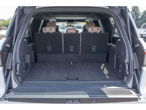 Used 2026 Lincoln Navigator L Black Label AWD/4WD image 16