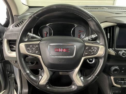 Used 2023 GMC Terrain Denali w/ Denali Premium Package AWD/4WD image 17
