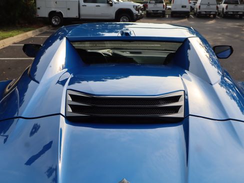 Used 2025 Chevrolet Corvette Stingray Preferred Conv w/ Z51 Performance Package RWD image 17
