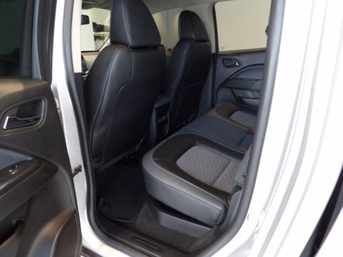 Used 2018 Chevrolet Colorado Z71 image 18