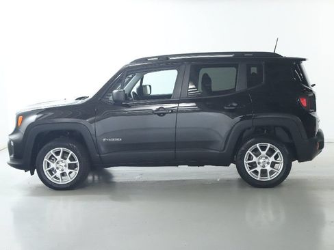 Used 2022 Jeep Renegade Latitude w/ Convenience Group AWD/4WD image 40