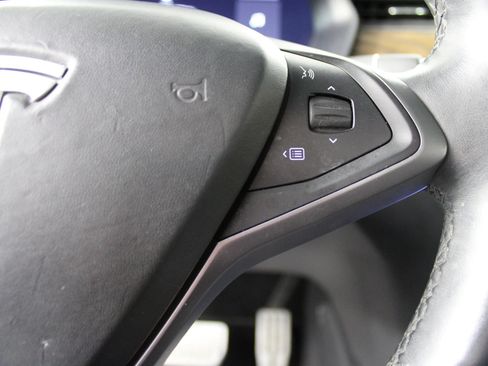 Used 2019 Tesla Model X Performance AWD/4WD image 17