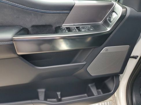 Used 2024 Ford F150 Platinum w/ FX4 Off-Road Package image 25