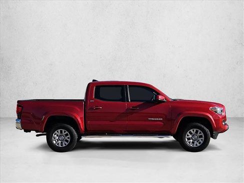 Used 2018 Toyota Tacoma SR5 image 4