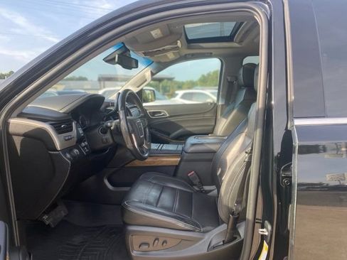 Used 2019 GMC Yukon XL Denali w/ Denali Ultimate Package RWD image 21