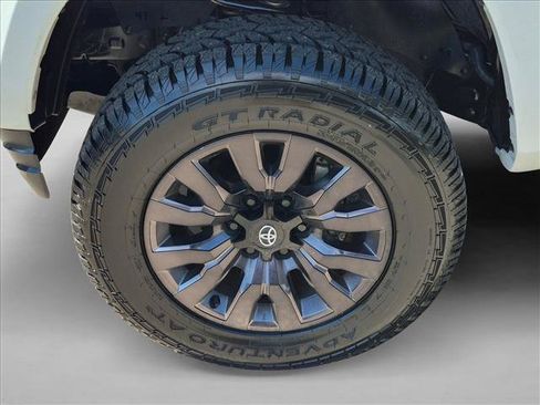 Used 2023 Toyota Tacoma Limited w/ Nightshade Package AWD/4WD image 13