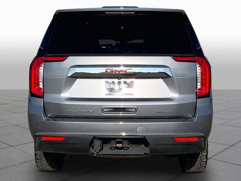 Used 2022 GMC Yukon XL SLT w/ SLT Premium Package AWD/4WD image 5