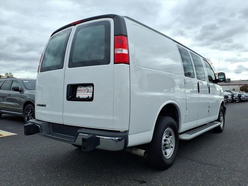 Used 2024 Chevrolet Express 2500 w/ Driver Convenience Package image 14