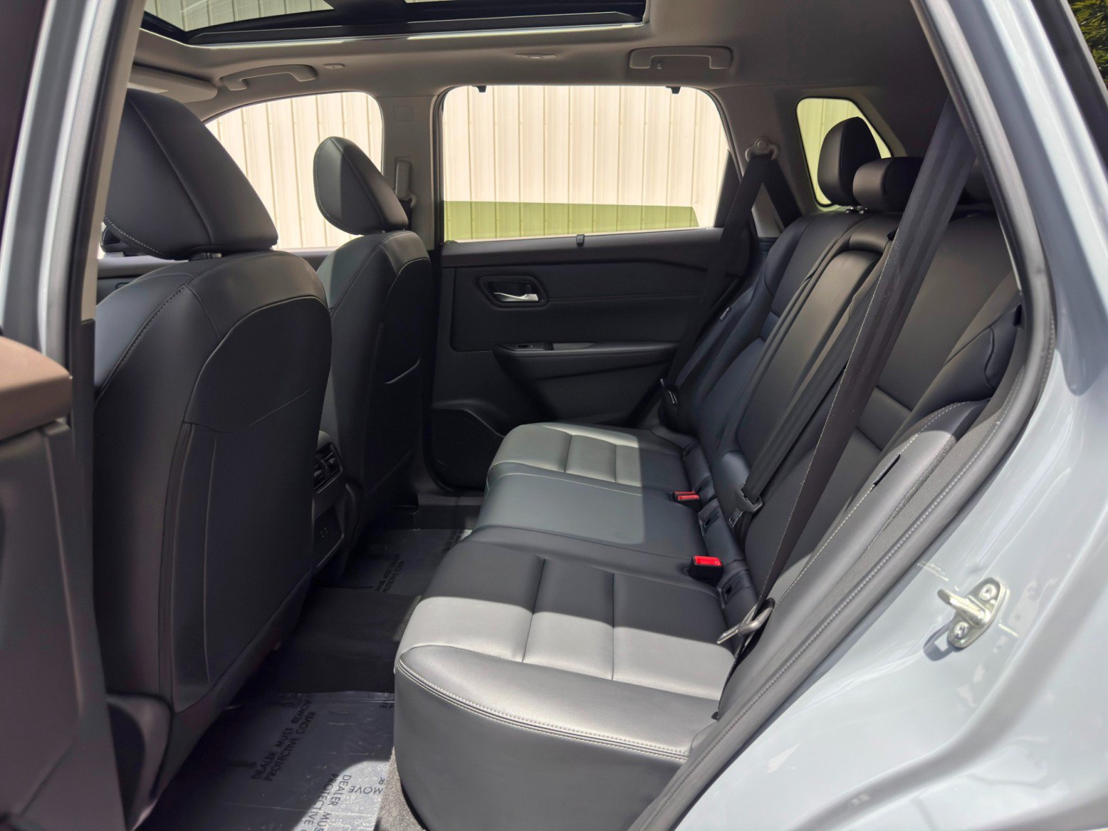 Used 2023 Nissan Rogue SV w/ SV Premium B Package FWD image 36