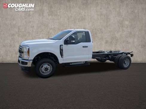 New 2026 Ford F350 XL w/ XL Chrome Package AWD/4WD image 5