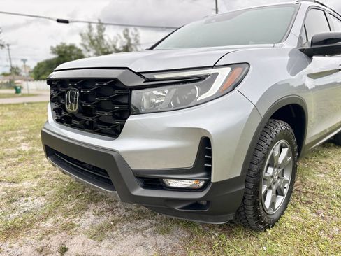 Used 2025 Honda Passport TrailSport image 34