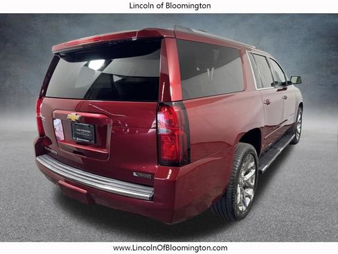 Used 2017 Chevrolet Suburban Premier AWD/4WD image 7