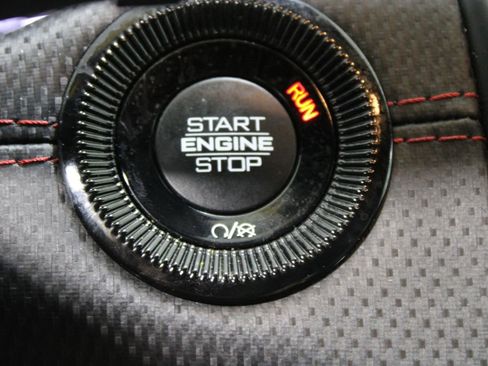 Used 2025 Jeep Compass Trailhawk image 37